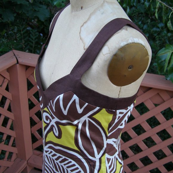 🌞🏝 New size 8 Summer Dress Bold Yellow and Brown Tropical print - Picture 7 of 11